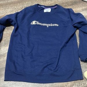 vintage style crewneck